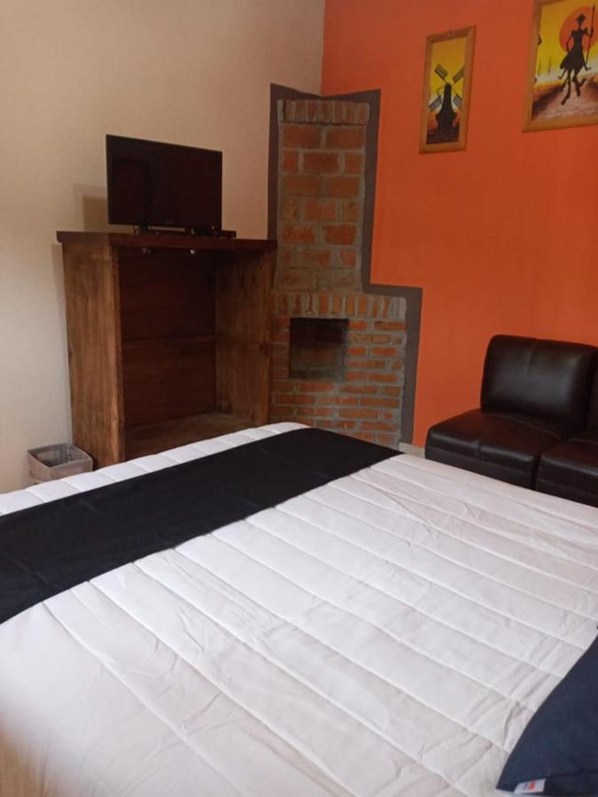 Casa Manning Y Salon La Troje Hotel Omitlan de Juarez Kültér fotó